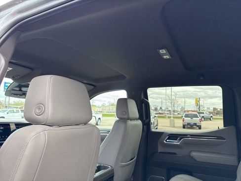 Used 2023 Chevrolet Silverado 1500 LT w/ Leather Package AWD/4WD image 24