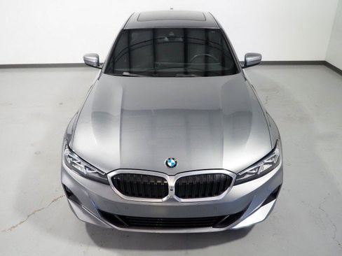 Used 2023 BMW 330i Sedan w/ Parking Assistance Package RWD image 8
