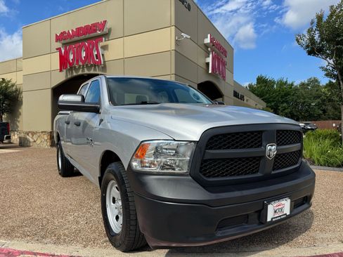 Used 2017 RAM 1500 Tradesman w/ Popular Equipment Group RWD image 11