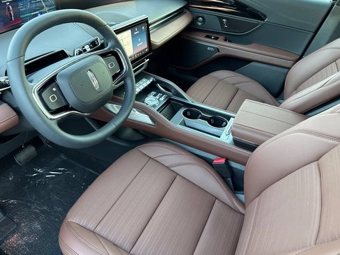 New 2026 Lincoln Nautilus Reserve w/ Jet Appearance Package AWD/4WD image 7