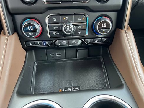 Used 2023 Chevrolet Tahoe High Country w/ Advanced Technology Package AWD/4WD image 37