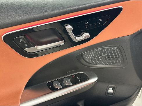 Used 2024 Mercedes-Benz C 300 Sedan image 17