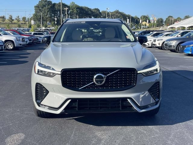 Certified 2024 Volvo XC60 B5 Plus AWD/4WD image 2