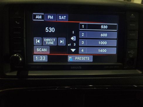 Used 2019 Dodge Grand Caravan SE FWD image 25
