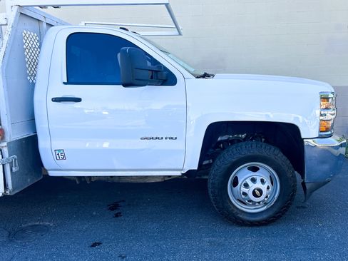 Used 2017 Chevrolet Silverado 3500 W/T RWD image 23