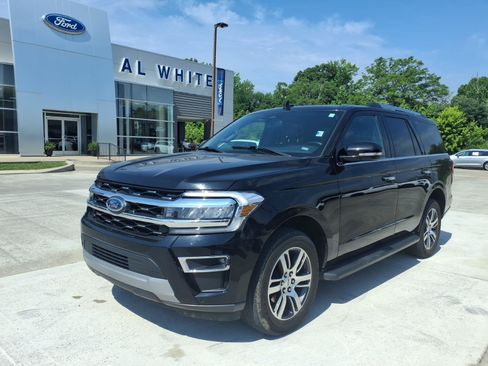 Used 2024 Ford Expedition Limited RWD image 1