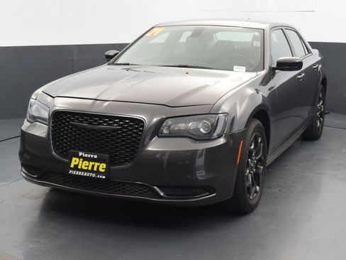 Used 2021 Chrysler 300 Touring w/ Sport Appearance Package image 1