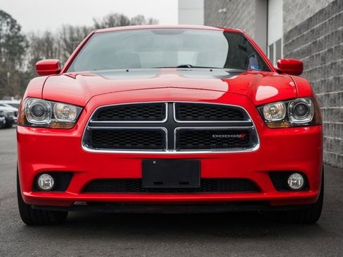 Used 2014 Dodge Charger R/T w/ Wheels & Tunes Group image 3