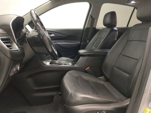 Used 2019 Chevrolet Equinox Premier image 17