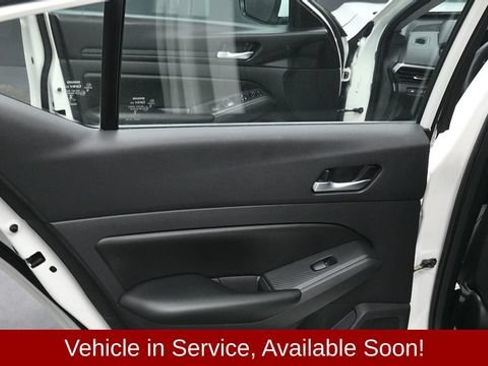 Used 2021 Nissan Altima 2.5 S FWD image 12