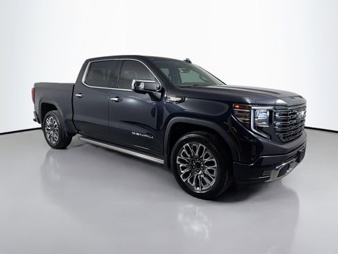 Used 2023 GMC Sierra 1500 Denali Ultimate image 4