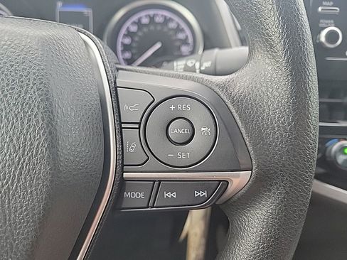 Used 2023 Toyota Camry LE image 21