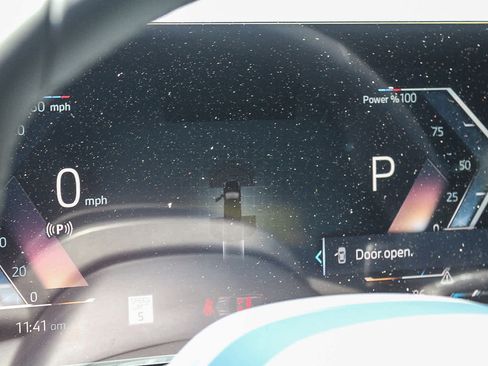 Used 2025 BMW X3 xDrive30i w/ M Sport Package image 22