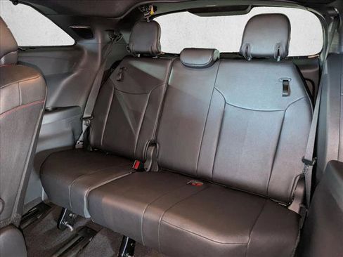 Used 2025 Toyota Sienna XSE image 21