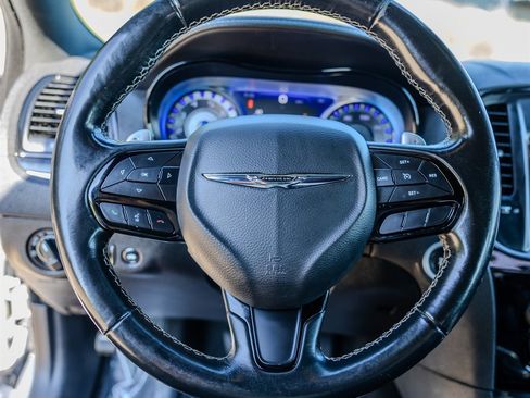 Used 2022 Chrysler 300 S RWD image 15