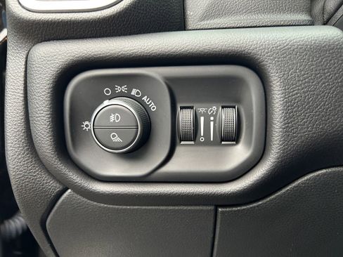 Used 2020 RAM 2500 Big Horn w/ Level 2 Equipment Group image 21