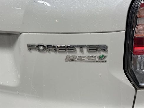 Used 2017 Subaru Forester 2.5i Premium image 26