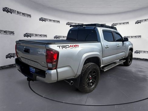Used 2019 Toyota Tacoma TRD Sport w/ Technology Package AWD/4WD image 8