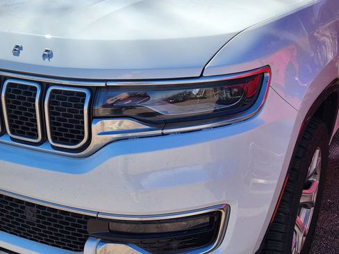 Used 2022 Jeep Wagoneer Series II image 20