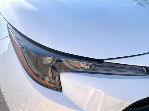 Used 2026 Toyota Corolla LE FWD image 27