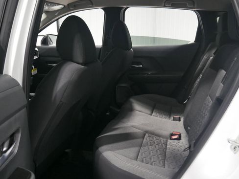 New 2026 Nissan Kicks SV image 12