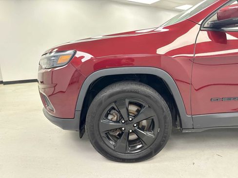 Used 2020 Jeep Cherokee Latitude Plus AWD/4WD image 18