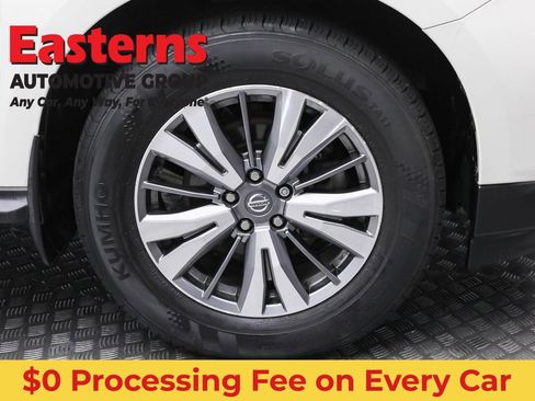 Used 2020 Nissan Pathfinder SL AWD/4WD image 36