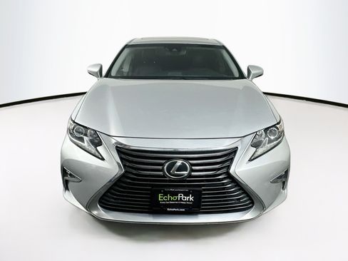 Used 2018 Lexus ES 350 w/ Premier Package FWD image 2