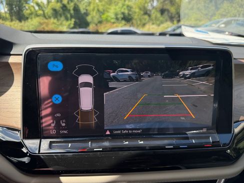 New 2026 Volkswagen Atlas SE image 17