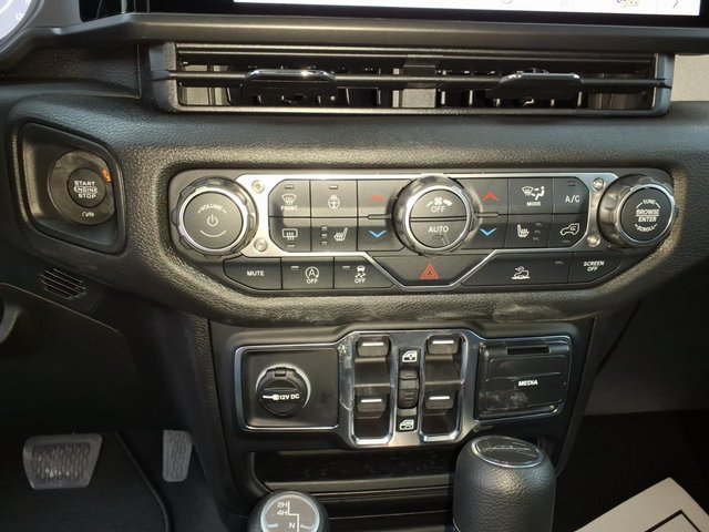 New 2026 Jeep Gladiator Sport AWD/4WD image 15