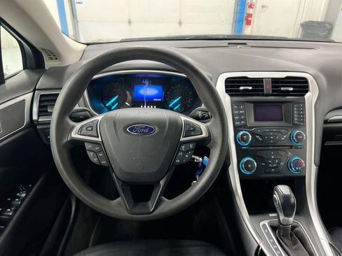 Used 2013 Ford Fusion SE FWD image 11