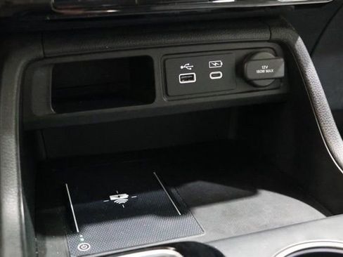 Used 2023 Honda Pilot Touring image 26