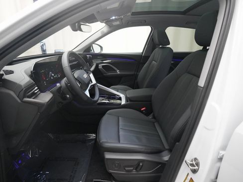 Used 2025 Audi Q5 Premium Plus w/ Premium Plus image 17