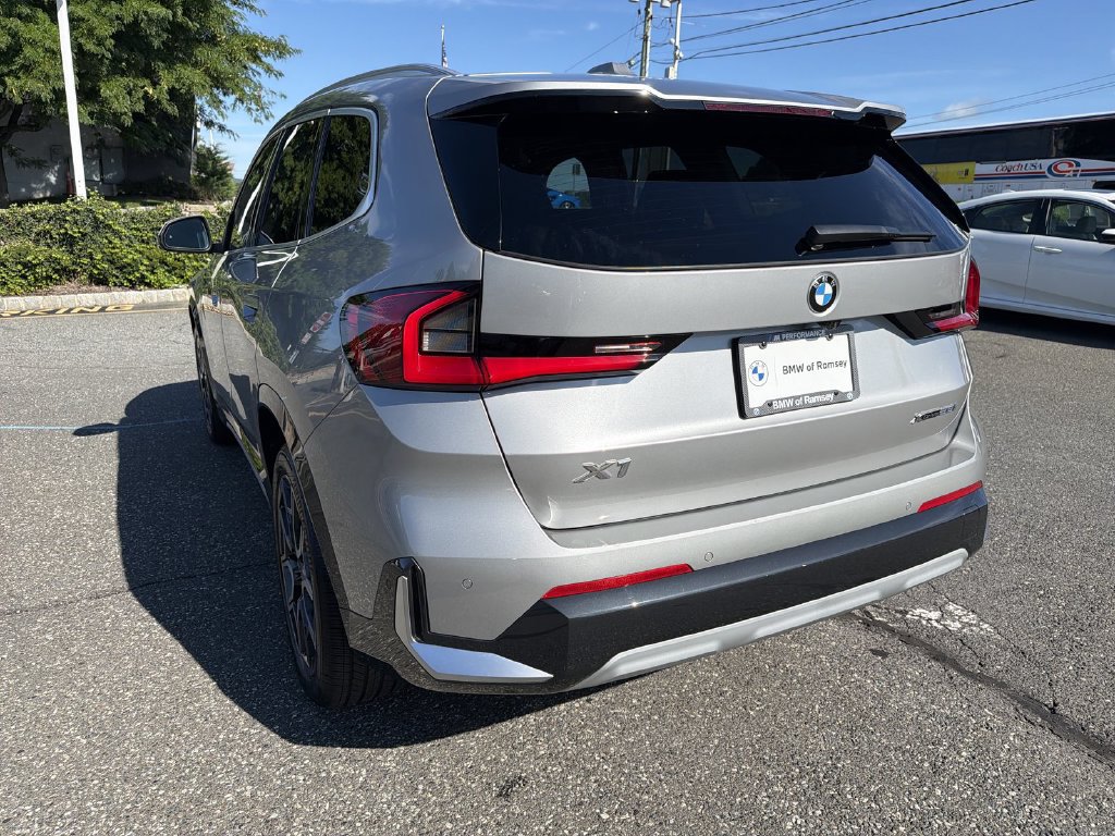 Used 2026 BMW X1 xDrive28i w/ Technology Package AWD/4WD image 12