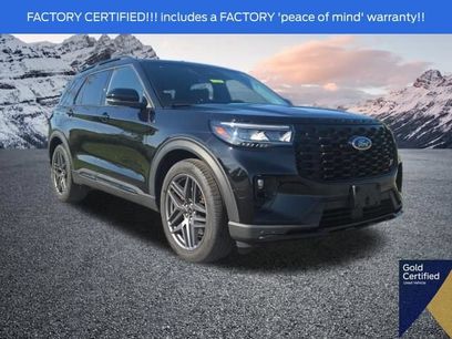 Used 2025 Ford Explorer ST