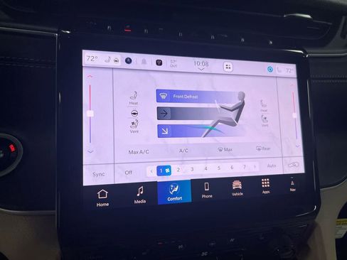 New 2025 Jeep Grand Cherokee Limited w/ Luxury Tech Group II image 16