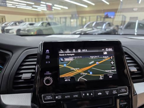 Used 2018 Honda Odyssey Elite image 32