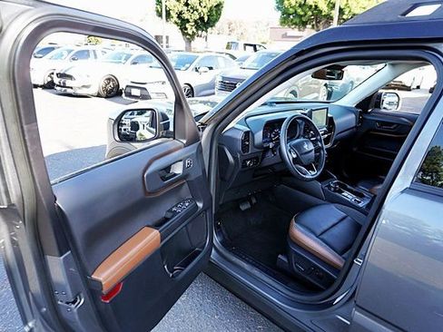 Used 2024 Ford Bronco Sport Outer Banks w/ Tech Package AWD/4WD image 38