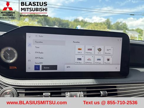 Used 2023 Lexus LS 500 AWD w/ Luxury Package image 25