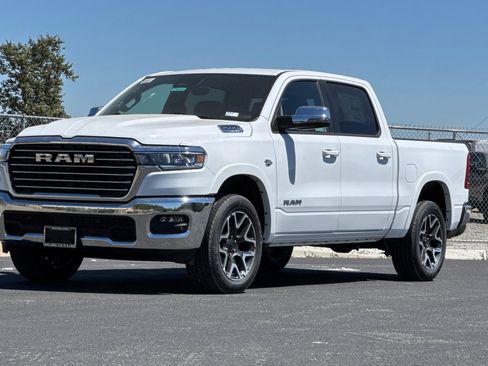 New 2026 RAM 1500 Laramie AWD/4WD image 7