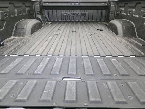 Used 2024 Chevrolet Silverado 2500 ZR2 w/ Technology Package image 14