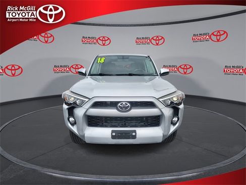 Used 2018 Toyota 4Runner SR5 image 3