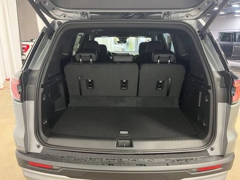 New 2026 GMC Acadia Elevation w/ Elevation Premium Package AWD/4WD image 11