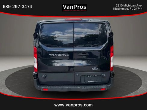 Used 2017 Ford Transit 250 148 Low Roof RWD image 4