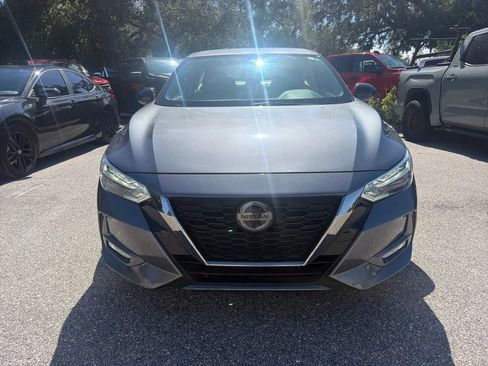 Used 2021 Nissan Sentra SR FWD image 4