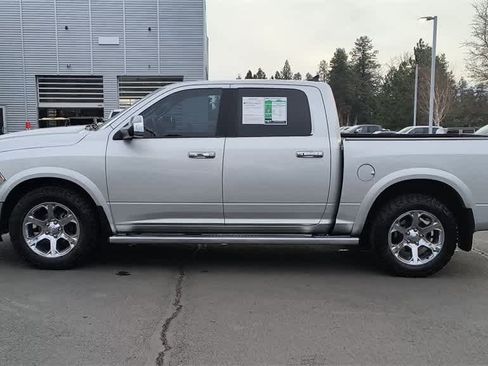 Used 2015 RAM 1500 Laramie image 5