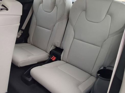 New 2026 Volvo XC90 B6 Ultra w/ Protection Package image 22