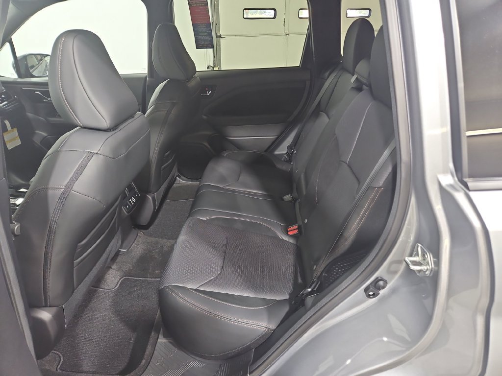 New 2026 Subaru Forester Touring AWD/4WD image 25