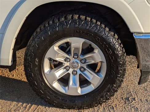 Used 2021 RAM 1500 Laramie image 10