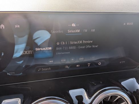 Used 2025 Mercedes-Benz GLA 250 4MATIC image 19